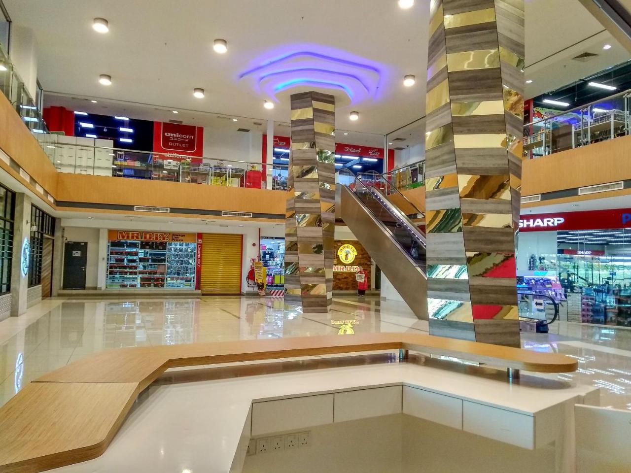 Azfa Suite13 At De Centrum Putrajaya-Bangi Kajang Εξωτερικό φωτογραφία